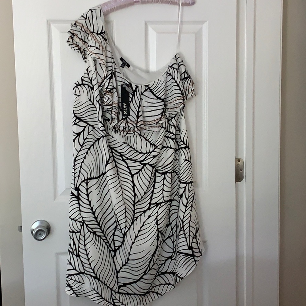 NWT Apt. 9 One Shoulder Dress.